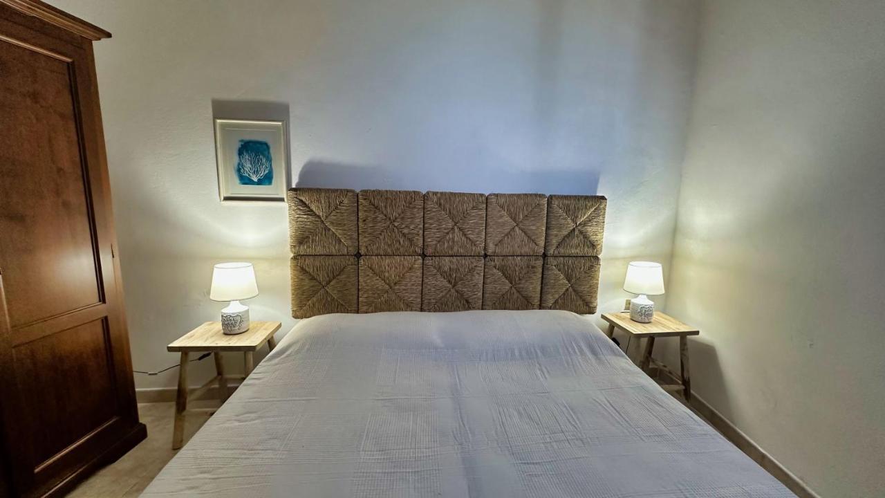 Marina Di Andrano - Alisso, Casa Vista Mare Con Parcheggio Privato E Wifi Villa Exterior photo